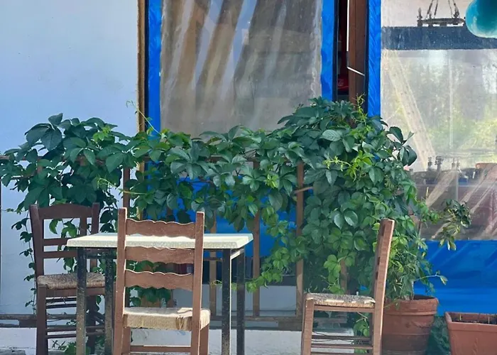 Ξενοδοχείο Maistrali & Restaurant Καλαβάρδα