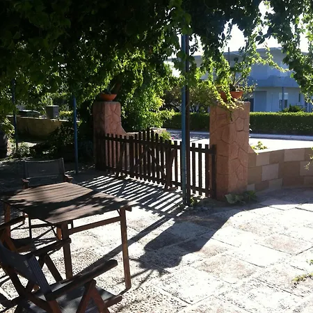 فندق Maistrali & Restaurant *