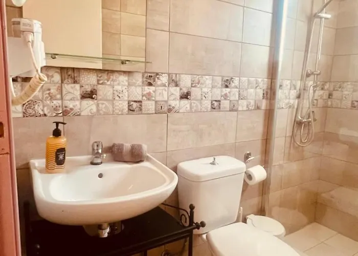 Maistrali & Restaurant * Kalavárda