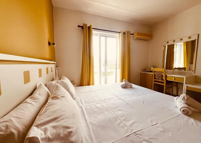 فندق Maistrali & Restaurant