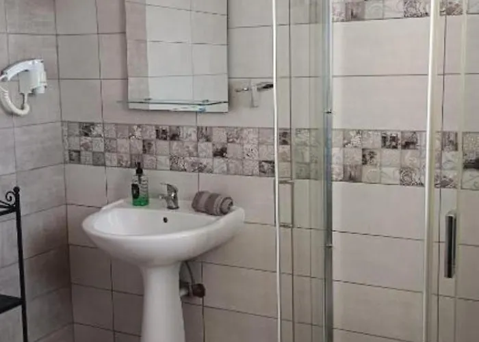 Maistrali & Restaurant * Kalavárda