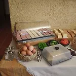 Maistrali & Restaurant ホテル Kalavárda