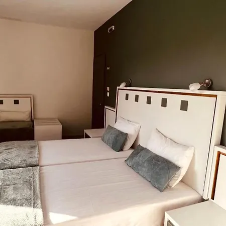 Maistrali & Restaurant מלון Kalavárda