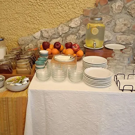 Maistrali & Restaurant Hotel